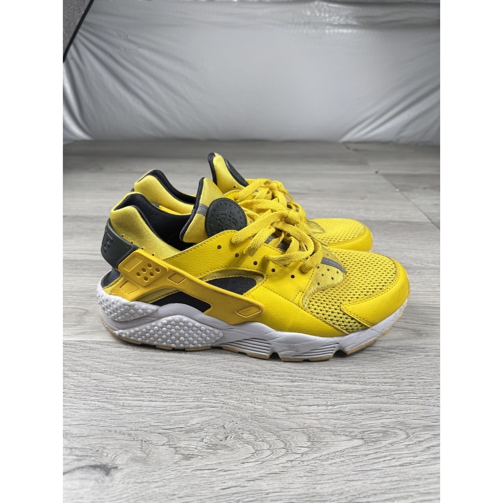 Nike Air Huarache Run Sneakers  Tour Yellow Black Size 10 Men's 318429-700